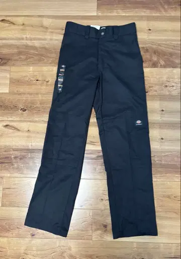 디키즈 스케이트보드