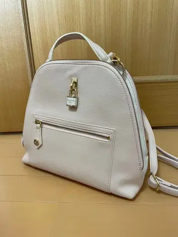 사만다 베가 핑크 백팩