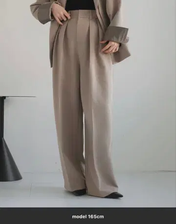 LIAN 투 턱 와이드 팬츠