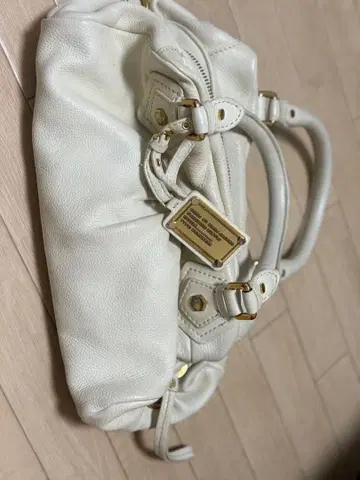 MARC BY MARC JACOBS 화이트 핸드백