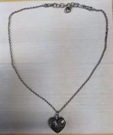 가격 인하 가능! 실버 하트형 펜던트 목걸이