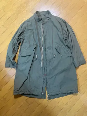 완판템 GU M65 모즈 코트 M 사이즈 올리브 그린