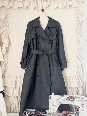 AMERI 아메리 SUPERIOR FLARE TRENCH COAT S