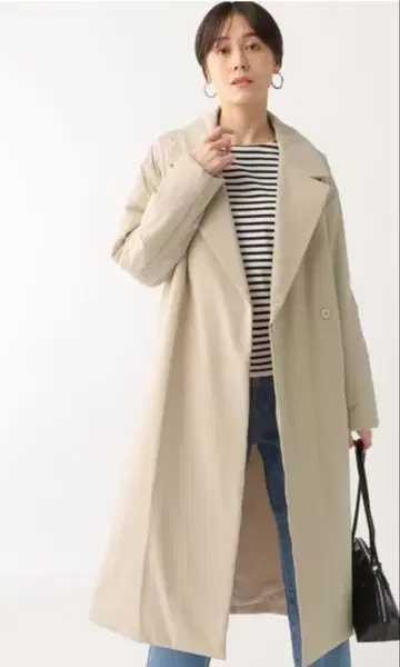 미사용 새상품 엘르 베이지 롱 코트 정가 25300엔