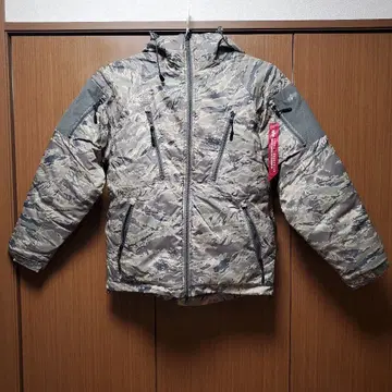 알파 인더스트리즈 딥 프리즈 나일론 후드티 M 사이즈