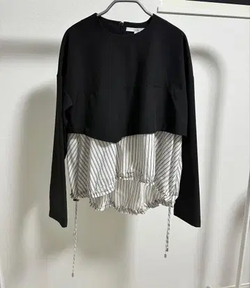 UN3D 아웃핏 블라우스 상의 블랙