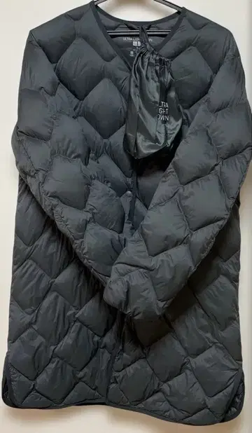 [새상품급] UNIQLO 울트라 라이트 다운 릴랙스 코트 M 차콜 그레이