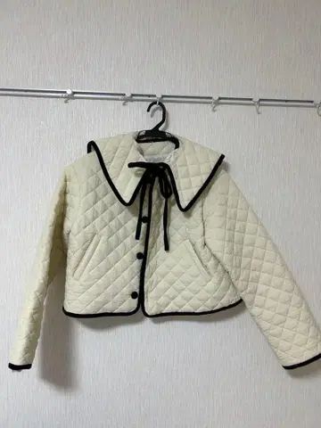 카라 부착 퀼팅 아우터