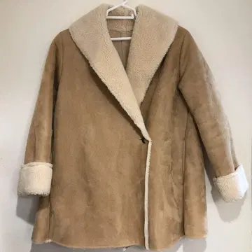 NATURAL BEAUTY BASIC 페이크 무스탕 코트