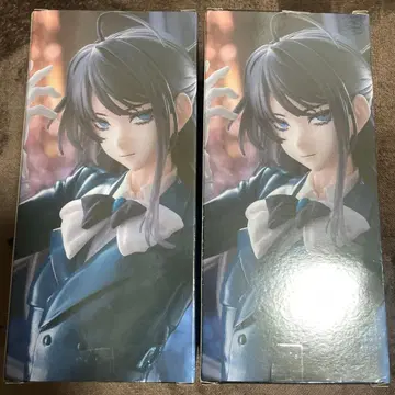 Ado 피규어 Winter ver. 2체 세트 [ 라운드원 한정판 ]