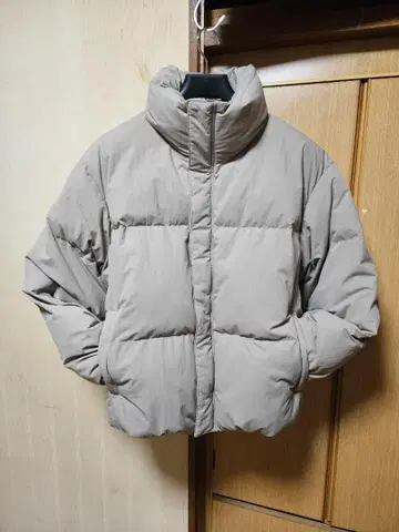 유니클로 U 패디드 볼륨 자켓 L 사이즈
