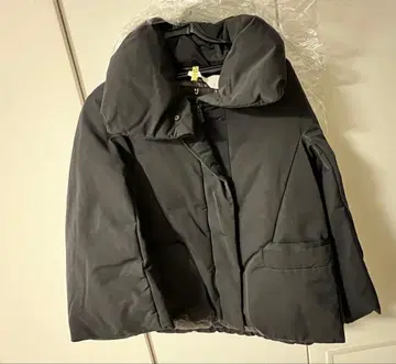 유니클로 +J 블랙 다운 자켓 S