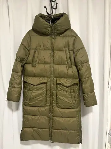 AMERICAN EAGLE 후드 부착 롱 다운 코트 새상품급