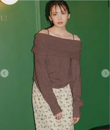 cocodeal 오프숄더 브라운 니트