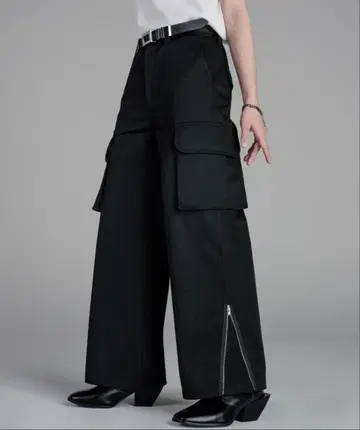 ADRER 엑스트라 퀄리티 디포메이션 플레어 카고 팬츠 블랙