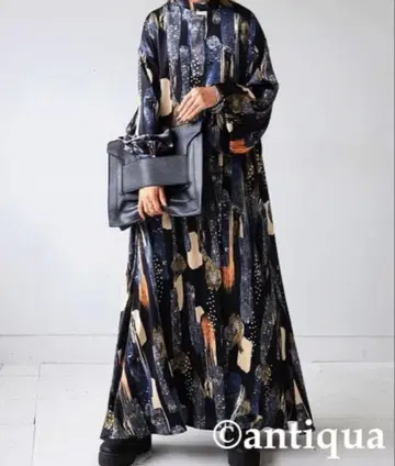 새상품급 안티카 아트 패턴 롱 셔츠 원피스 네이비 계열
