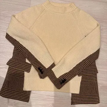 사카이 사이드 트위드 터틀넥 풀오버 니트