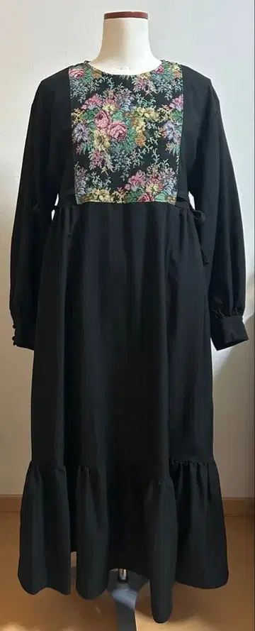 merry jenny 고블랑 절개 원피스