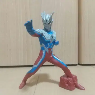 울트라맨 제로 궁극의 루미너스