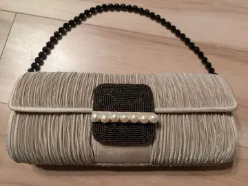 베이지 클러치백 펄 장식