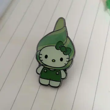 만박 일본관 헬로키티 조개핀 배지 헤리코이데스