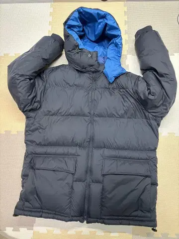 유니클로 JW ANDERSON 리버서블 다운 자켓 XL