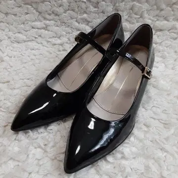 컨디션 최상 fitfit 스틸레토 펌프스 에나멜 24 블랙 스트랩