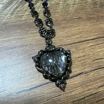 안나수이 하트형 크리스탈풍 목걸이