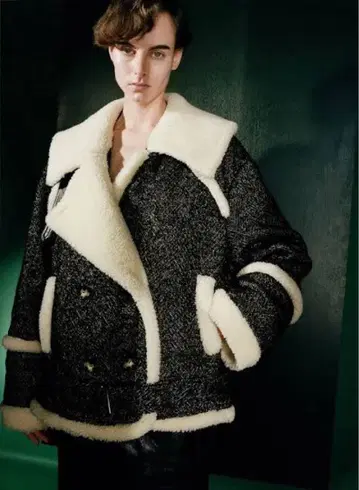 akiranaka Casandra coat BK