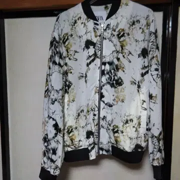 ZARA 꽃무늬 블루종 L 사이즈