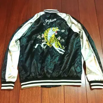 스카잔 수베니어 일본풍 패턴 타이거 호랑이 베트남 자켓 666