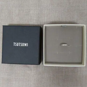 TSUTSUMI K10WG 화이트 토파즈 이어커프