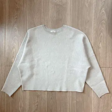 IENA 슈퍼 파인 스무스 돌먼 풀오버 베이지 니트