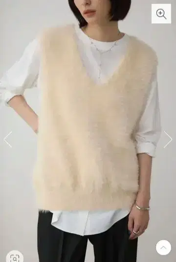 퍼 샤기 니트 베스트 [ 아이보리 ]