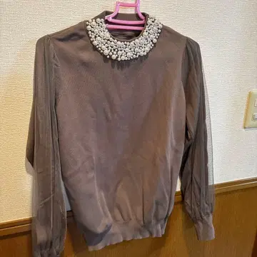 새상품급 fennel 펄 장식 그레이 긴팔 니트