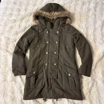 CECIL McBEE 올리브색 후드 부착 모즈 코트 M 사이즈