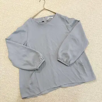 엔스위트 긴팔 블라우스 톤 다운 블루 사이즈 2