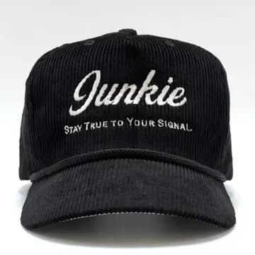 [코듀로이] Junkie 트래커 캡 블랙