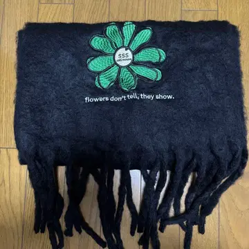 sss satti mouse flower muffler [ black ]