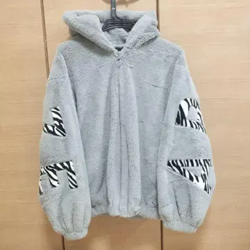 그레이 제브라 패턴 로고 자켓