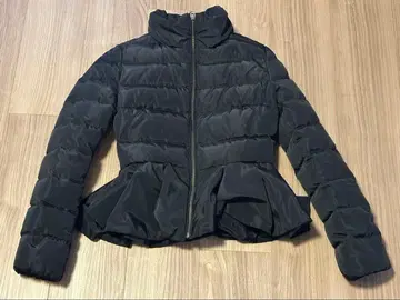 [ 새상품급 ] akiki 아키키 플레어 밑단 블랙 다운 자켓