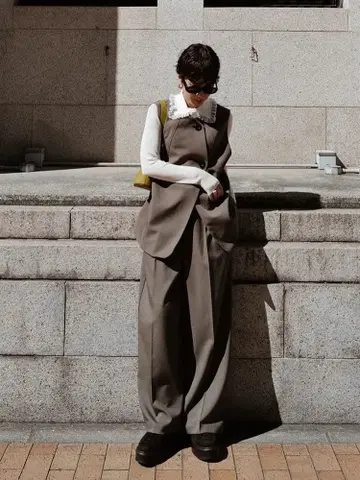 1점만 [ MACHATT ] 프릴 칼라 리브 니트 아이보리