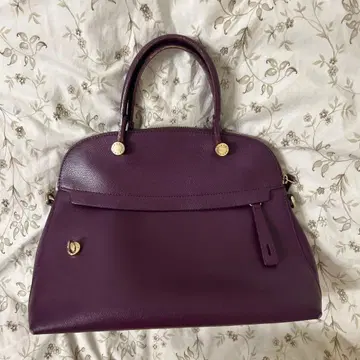 훌라 FURLA 파이퍼 M 사이즈 한정판 핸드백