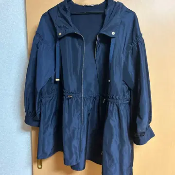 로즈 티아라 사이즈 42 네이비 후드 부착 마운틴 파카