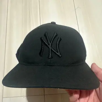 FORTY SEVEN 블랙 뉴욕 양키스 캡 newera