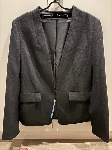 유니버설 랭귀지 노카라 자켓 울 블랙