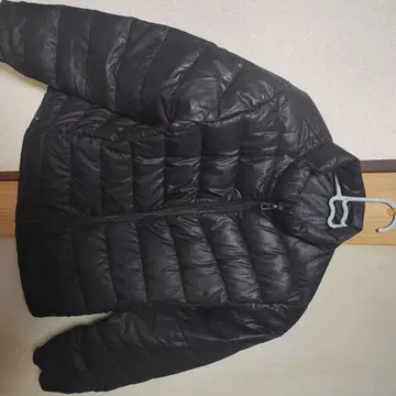 블랙 다운 자켓