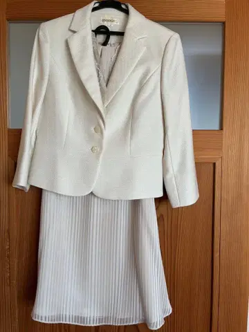 수트 3세트 화이트