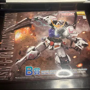 MG 1/100 건담 발바토스와 1/144 발바토스 루푸스렉스