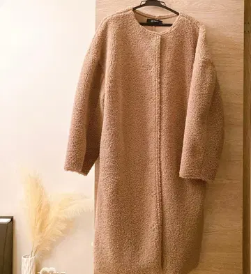 나노유니버스 베이지 보아 롱 코트